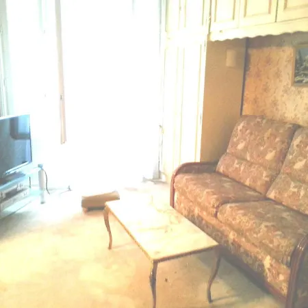 Entier Sur Apartment Paris